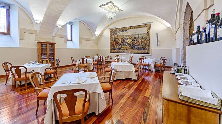<b>Hotel Convento Las Claras Restaurant</b>. Images powered by <a href="https://iceportal.shijigroup.com/" title="IcePortal" target="_blank">IcePortal</a>.