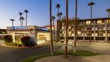 <b>Wyndham Phoenix Airport/Tempe Exterior</b>. Images powered by <a href="https://iceportal.shijigroup.com/" title="IcePortal" target="_blank">IcePortal</a>.