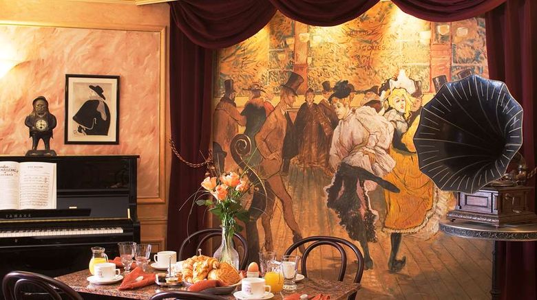 <b>Hotel Saint Jacques Restaurant</b>. Images powered by <a href="https://iceportal.shijigroup.com/" title="IcePortal" target="_blank">IcePortal</a>.
