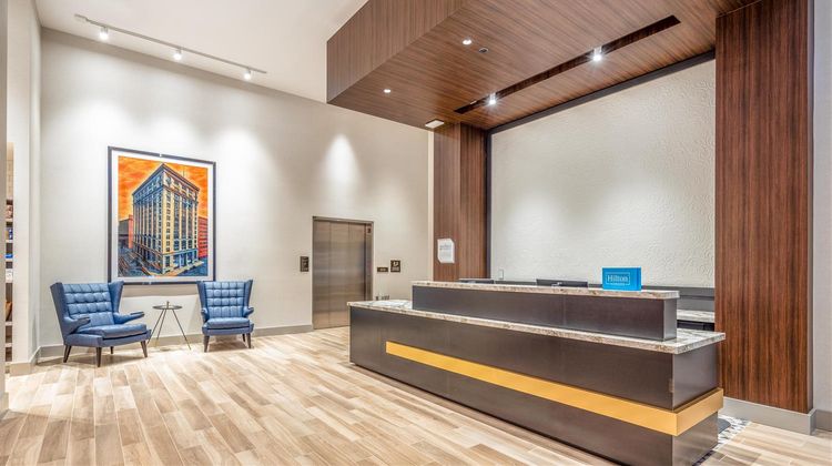 Hilton Garden Inn Chicago Central Loop Lobby