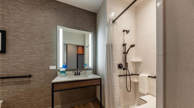 Hilton Garden Inn Chicago Central Loop Room