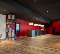 IntercityHotel Geneva Lobby