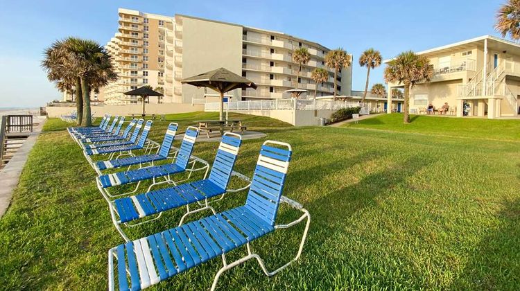 Ocean Court Motel Exterior