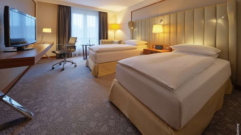 <b>Dorint Hotel Bonn Room</b>. Images powered by <a href="https://iceportal.shijigroup.com/" title="IcePortal" target="_blank">IcePortal</a>.