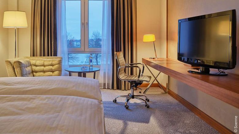 <b>Dorint Hotel Bonn Room</b>. Images powered by <a href="https://iceportal.shijigroup.com/" title="IcePortal" target="_blank">IcePortal</a>.