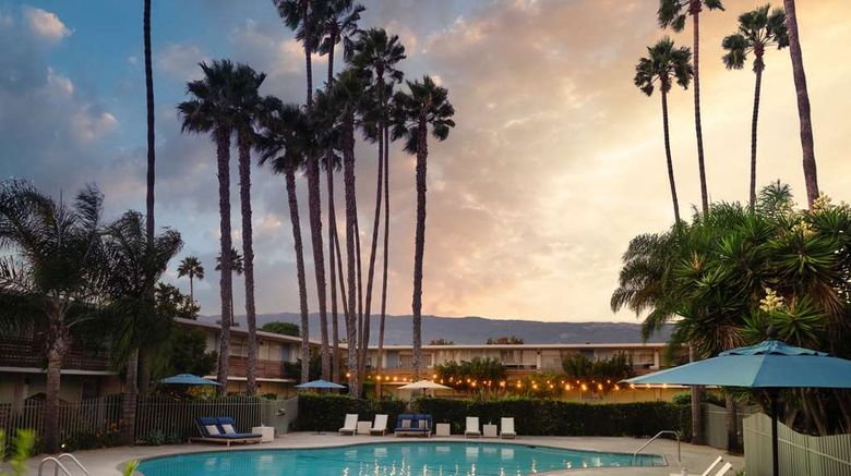 <b>The Leta Santa Barbara-Tapestry Coll Pool</b>. Images powered by <a href="https://iceportal.shijigroup.com/" title="IcePortal" target="_blank">IcePortal</a>.