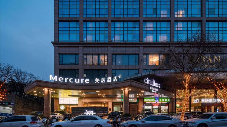 Mercure Beijing CBD Exterior