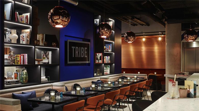 <b>TRIBE Paris Saint Ouen Restaurant</b>. Images powered by <a href="https://iceportal.shijigroup.com/" title="IcePortal" target="_blank">IcePortal</a>.