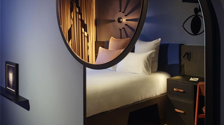 <b>TRIBE Paris Saint Ouen Room</b>. Images powered by <a href="https://iceportal.shijigroup.com/" title="IcePortal" target="_blank">IcePortal</a>.