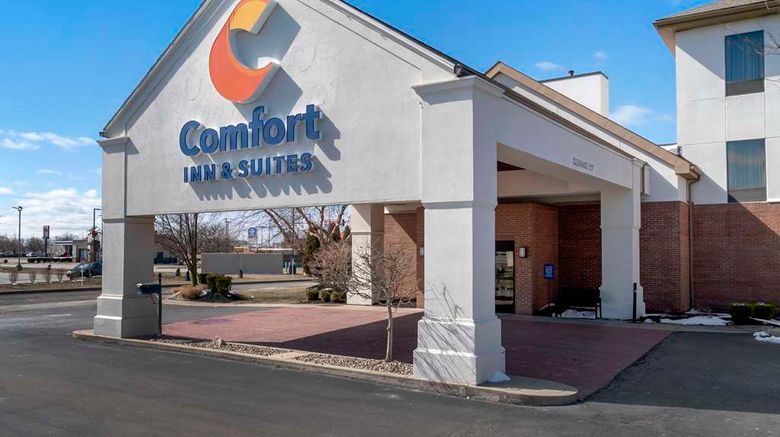 Comfort Inn  and  Suites North Toledo Exterior. Images powered by <a href="https://iceportal.shijigroup.com" target="_blank" rel="noopener">Ice Portal</a>.