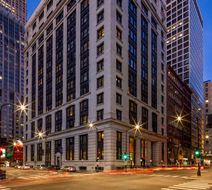 Canopy by Hilton Chicago Central Loop Exterior