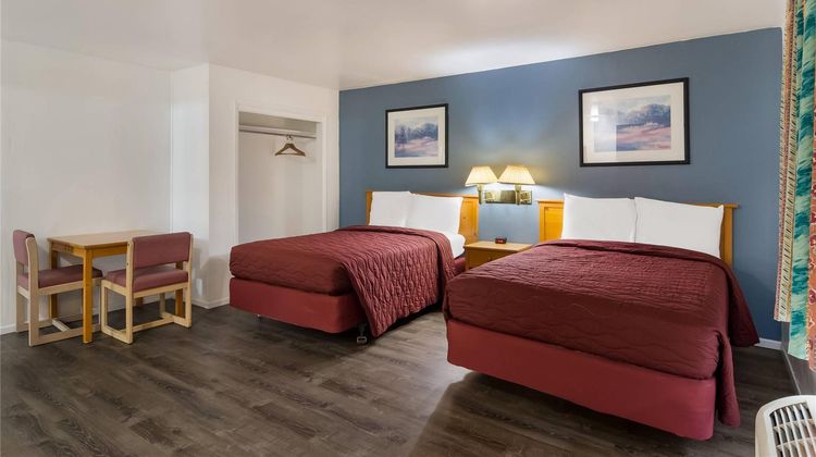 Rodeway Inn & Suites Historic Downtown Room