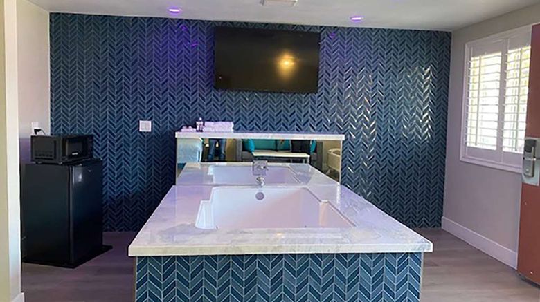<b>Super 8 by Wyndham Oceanside Downtown Room</b>. Images powered by <a href="https://iceportal.shijigroup.com/" title="IcePortal" target="_blank">IcePortal</a>.