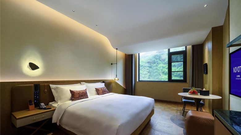 <b>Novotel Linfen Mount Yun Room</b>. Images powered by <a href="https://iceportal.shijigroup.com/" title="IcePortal" target="_blank">IcePortal</a>.