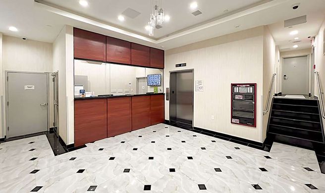 Rodeway Inn Brooklyn Lobby