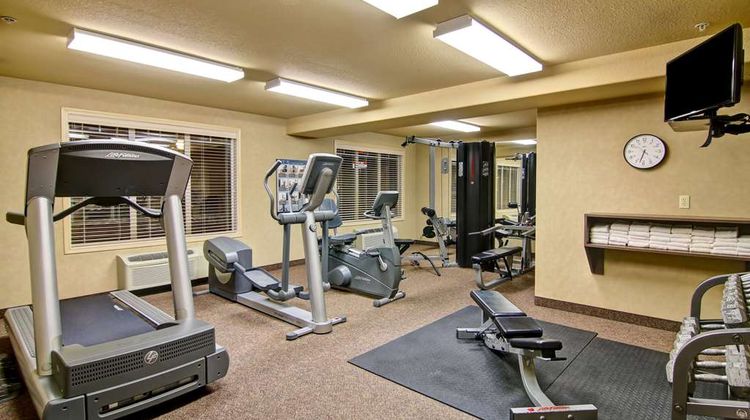 Ramada by Wyndham Ponoka Health