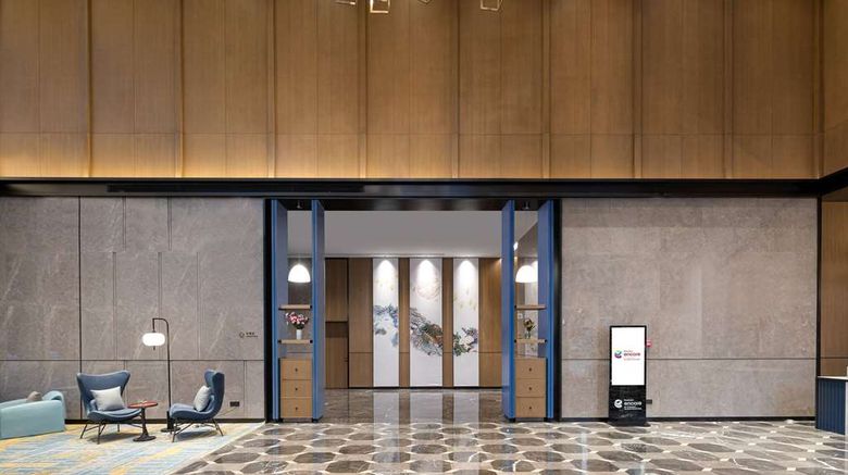 <b>Ramada Encore Foshan Chancheng Lobby</b>. Images powered by <a href="https://iceportal.shijigroup.com/" title="IcePortal" target="_blank">IcePortal</a>.