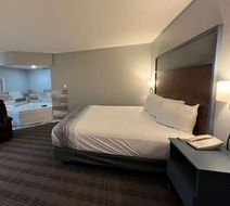 AmericInn by Wyndham Ladysmith Room