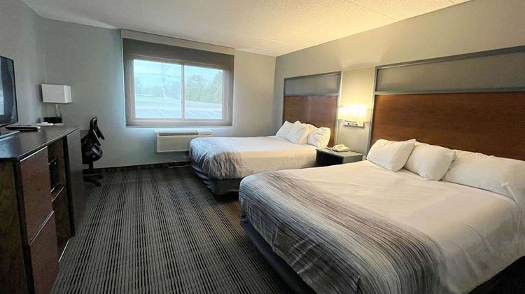AmericInn by Wyndham Ladysmith Room
