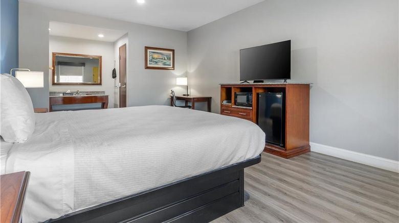 <b>SureStay Hotel by Best Western McAlester Room</b>. Images powered by <a href="https://iceportal.shijigroup.com/" title="IcePortal" target="_blank">IcePortal</a>.