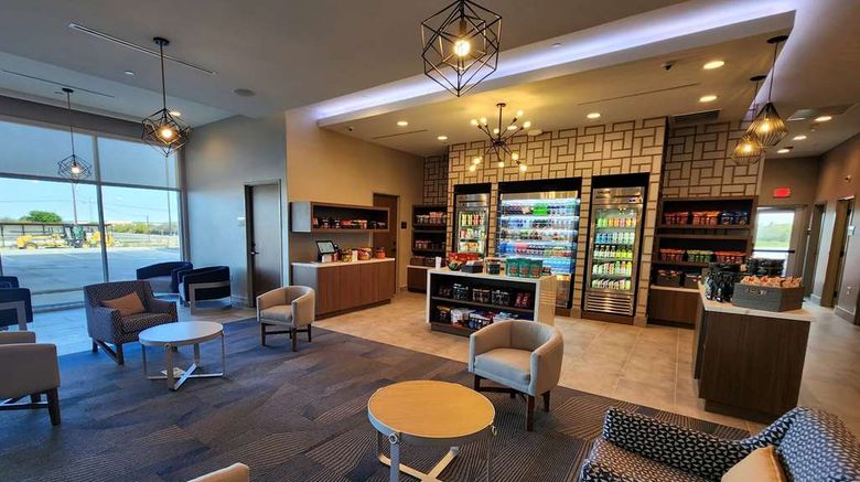 <b>Hawthorn Suites by Wyndham Del Rio Lobby</b>. Images powered by <a href="https://iceportal.shijigroup.com/" title="IcePortal" target="_blank">IcePortal</a>.