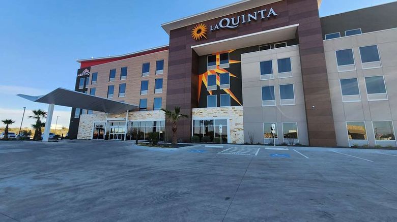 Hawthorn Suites by Wyndham Del Rio Exterior. Images powered by <a href="https://iceportal.shijigroup.com" target="_blank" rel="noopener">Ice Portal</a>.
