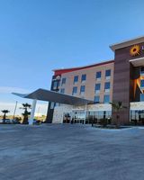 Hawthorn Suites by Wyndham Del Rio