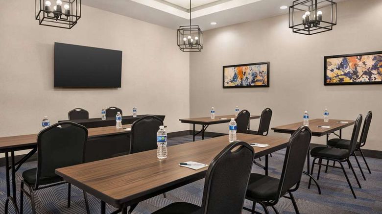 <b>Hawthorn Suites by Wyndham Del Rio Meeting</b>. Images powered by <a href="https://iceportal.shijigroup.com/" title="IcePortal" target="_blank">IcePortal</a>.