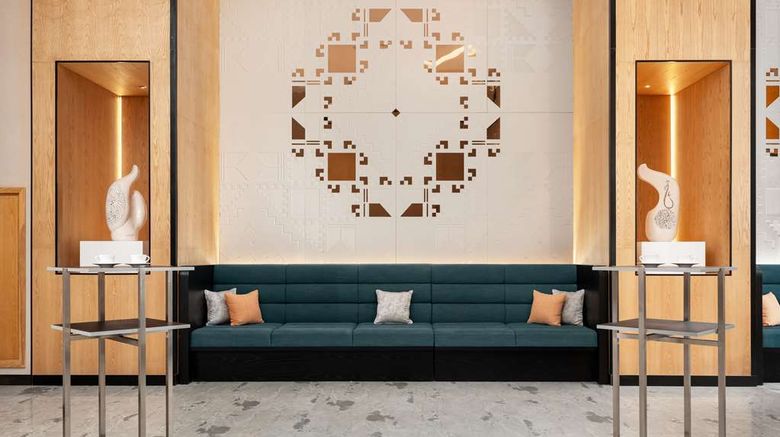 <b>Andaz Doha Lobby</b>. Images powered by <a href="https://iceportal.shijigroup.com/" title="IcePortal" target="_blank">IcePortal</a>.