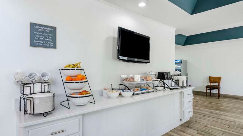<b>Comfort Inn Restaurant</b>. Images powered by <a href="https://iceportal.shijigroup.com/" title="IcePortal" target="_blank">IcePortal</a>.