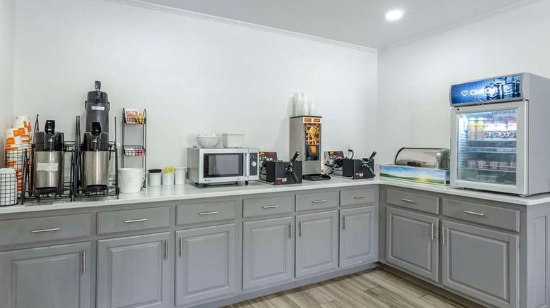 <b>Comfort Inn Restaurant</b>. Images powered by <a href="https://iceportal.shijigroup.com/" title="IcePortal" target="_blank">IcePortal</a>.