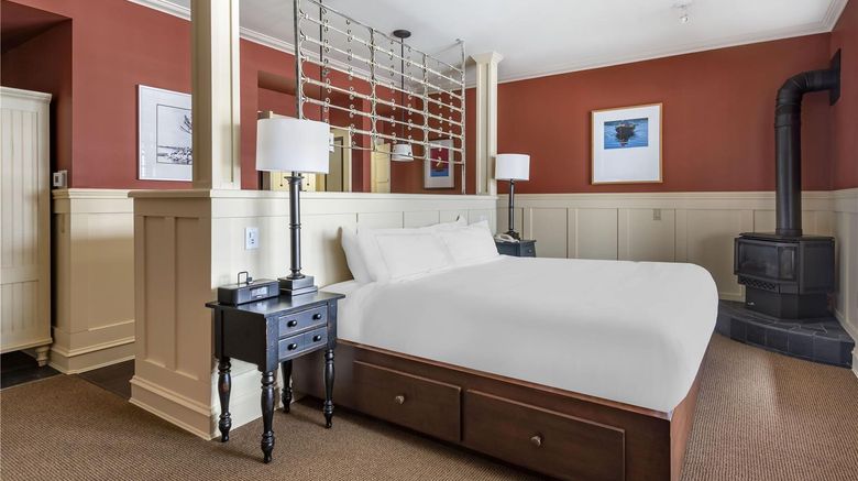 <b>Hilton Grand Vacations Club Blue Mountn Room</b>. Images powered by <a href="https://iceportal.shijigroup.com/" title="IcePortal" target="_blank">IcePortal</a>.