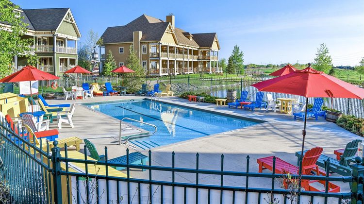 Hilton Grand Vacations Club Blue Mountn Pool