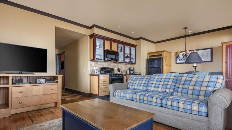 <b>Hilton Grand Vacations Club Blue Mountn Other</b>. Images powered by <a href="https://iceportal.shijigroup.com/" title="IcePortal" target="_blank">IcePortal</a>.