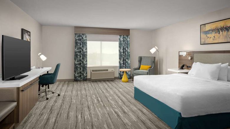 <b>Hilton Garden Inn Cincinnati Airpt South Room</b>. Images powered by <a href="https://iceportal.shijigroup.com/" title="IcePortal" target="_blank">IcePortal</a>.