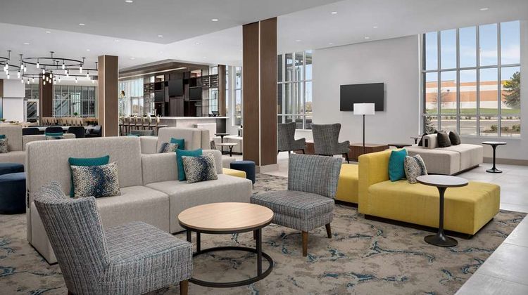 Hilton Garden Inn Cincinnati Airpt South Lobby