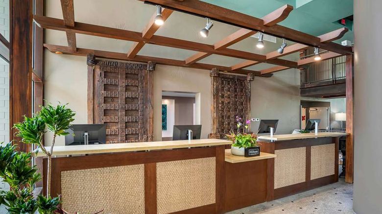<b>Hilton Grand Vacations Club in Sandestin Lobby</b>. Images powered by <a href="https://iceportal.shijigroup.com/" title="IcePortal" target="_blank">IcePortal</a>.