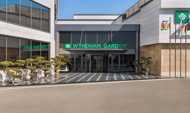 Wyndham Garden Baku Exterior