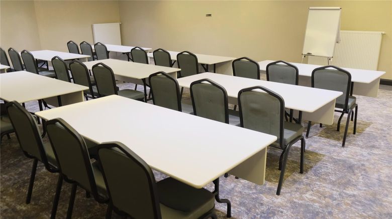 <b>Nova Vista Deluxe & Stes, Radisson Indiv Meeting</b>. Images powered by <a href="https://iceportal.shijigroup.com/" title="IcePortal" target="_blank">IcePortal</a>.