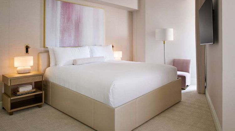The Potomac Hotel Suite