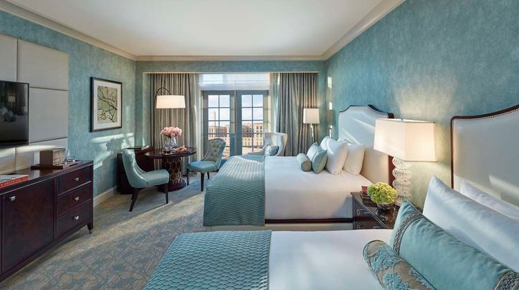The Potomac Hotel Room