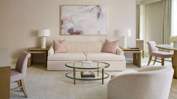 The Potomac Hotel Suite