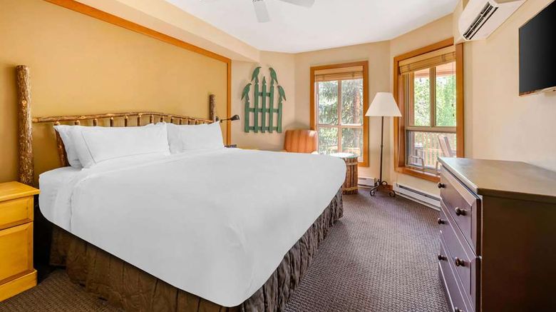 <b>Hilton Grand Vacations Club Whistler Room</b>. Images powered by <a href="https://iceportal.shijigroup.com/" title="IcePortal" target="_blank">IcePortal</a>.
