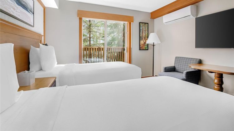 Hilton Grand Vacations Club Whistler Room