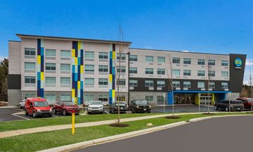 Tru by Hilton Traverse City