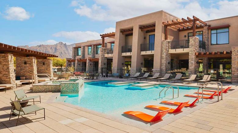 <b>The Eddy Hotel, Tapestry Collection Pool</b>. Images powered by <a href="https://iceportal.shijigroup.com/" title="IcePortal" target="_blank">IcePortal</a>.