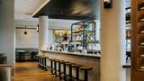 Holman Riverfront Park Hotel, Tapestry Restaurant