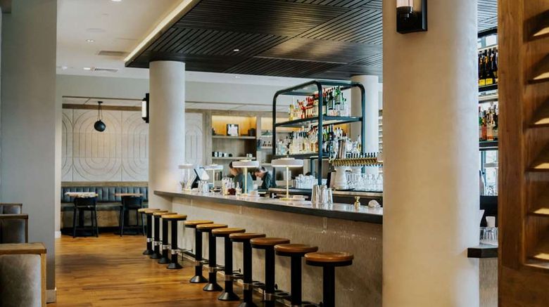 <b>Holman Riverfront Park Hotel, Tapestry Restaurant</b>. Images powered by <a href="https://iceportal.shijigroup.com/" title="IcePortal" target="_blank">IcePortal</a>.