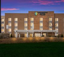 WoodSpring Suites Morrisville Exterior