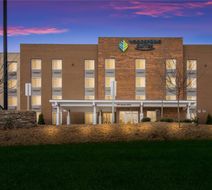 WoodSpring Suites Morrisville Exterior